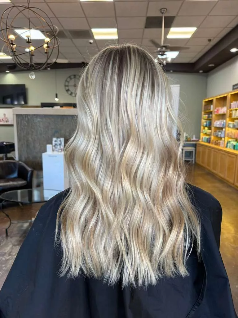 mark-salon-gallery-10-69ae483b61f8c