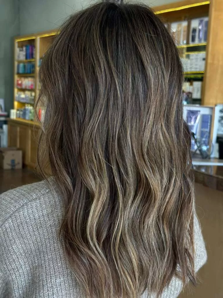 mark-salon-gallery-11-69ae483a8716e