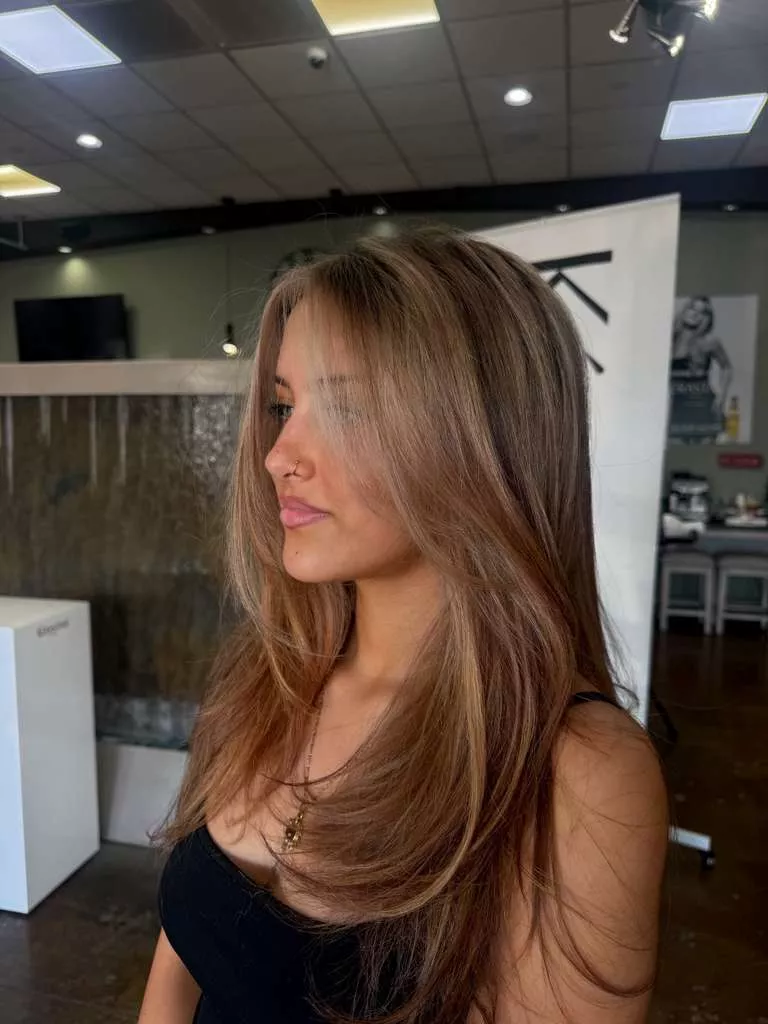 mark-salon-gallery-14-69ae4839530a7