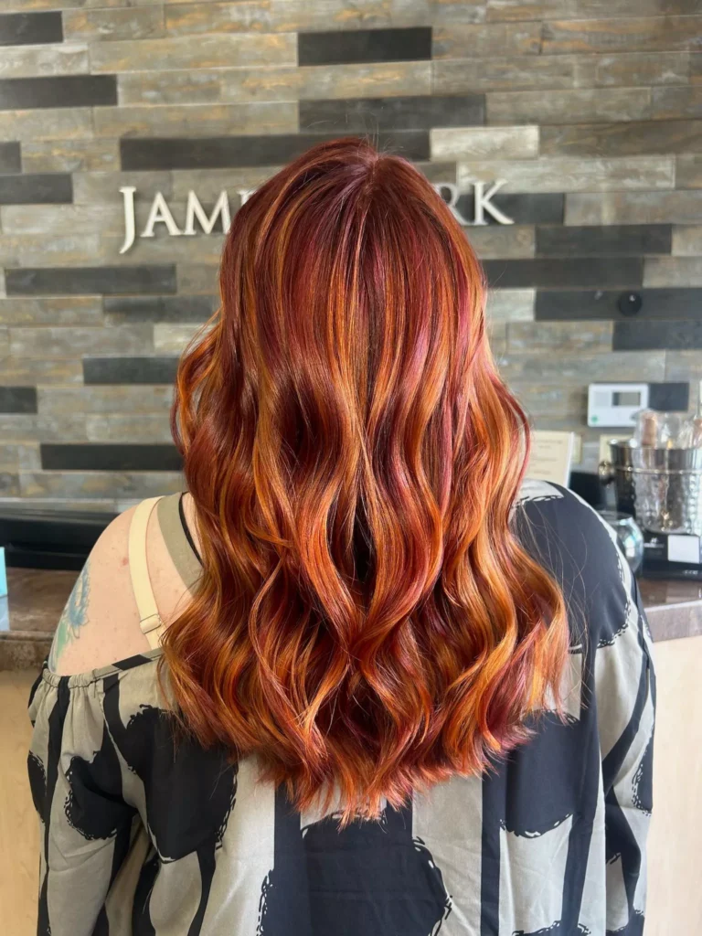 mark-salon-gallery-5-69ae483e70a1e